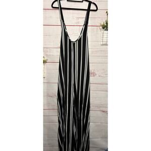 Wild Fable Black & White Striped Plunge Neckline Jumpsuit Size XXL